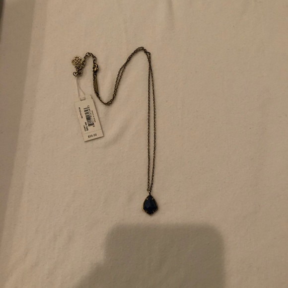 Kendra Scott necklace - Picture 4 of 5